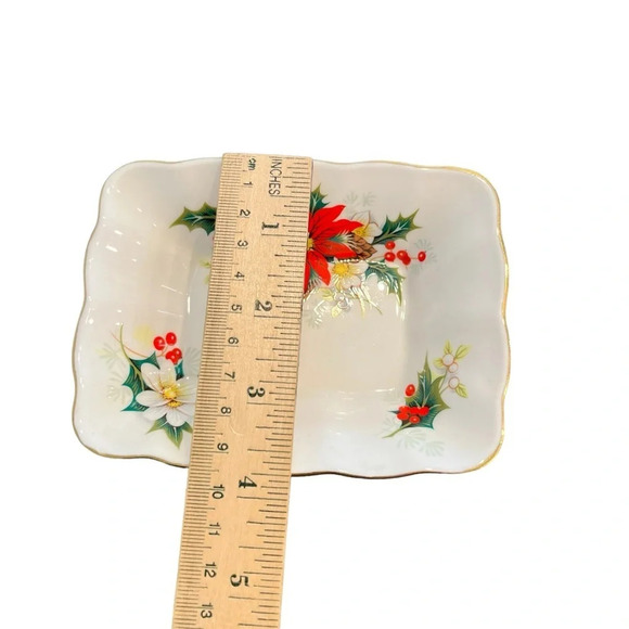 Royal Albert Yuletide Rectangular Trinket Soap Dish - Picture 3 of 5
